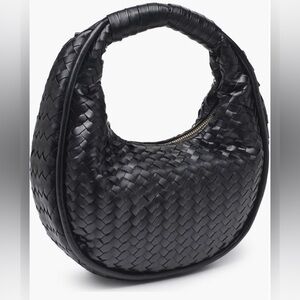MODA LUXE-Woven Circle Shoulder bag-Black-NWT